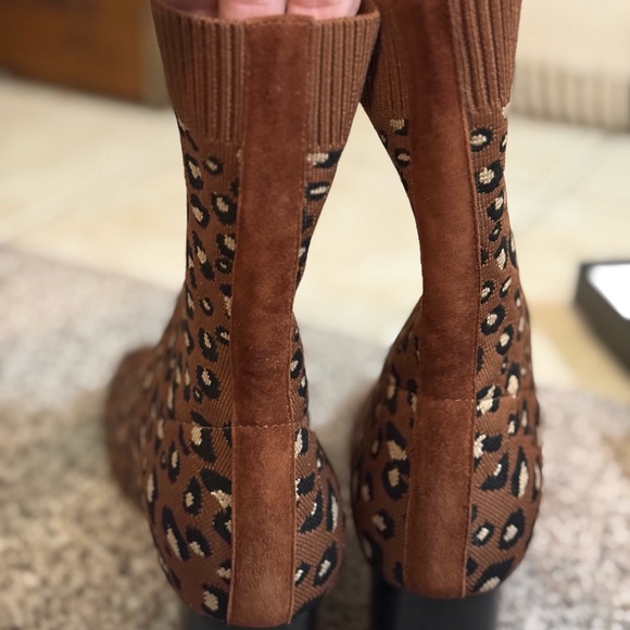 Silent D Women's Brown Heeled Boots - Picture 4 of 12